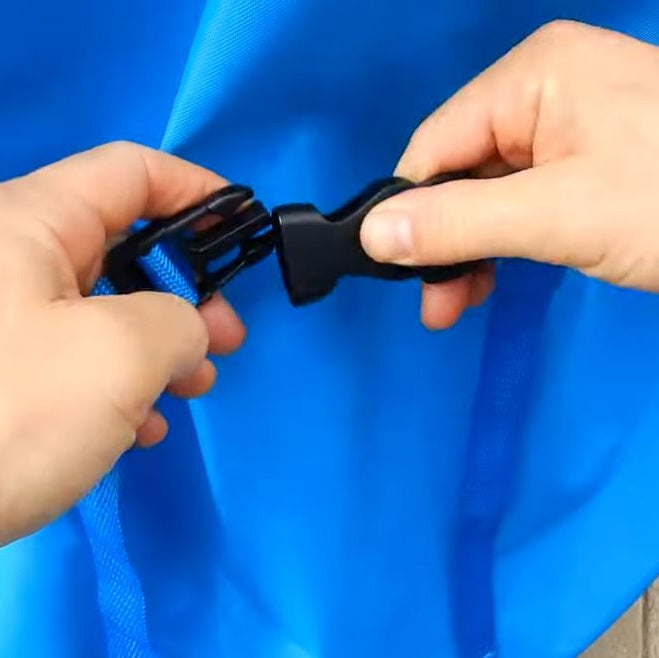 Back buckle securing the cover to the Riptide vacuum